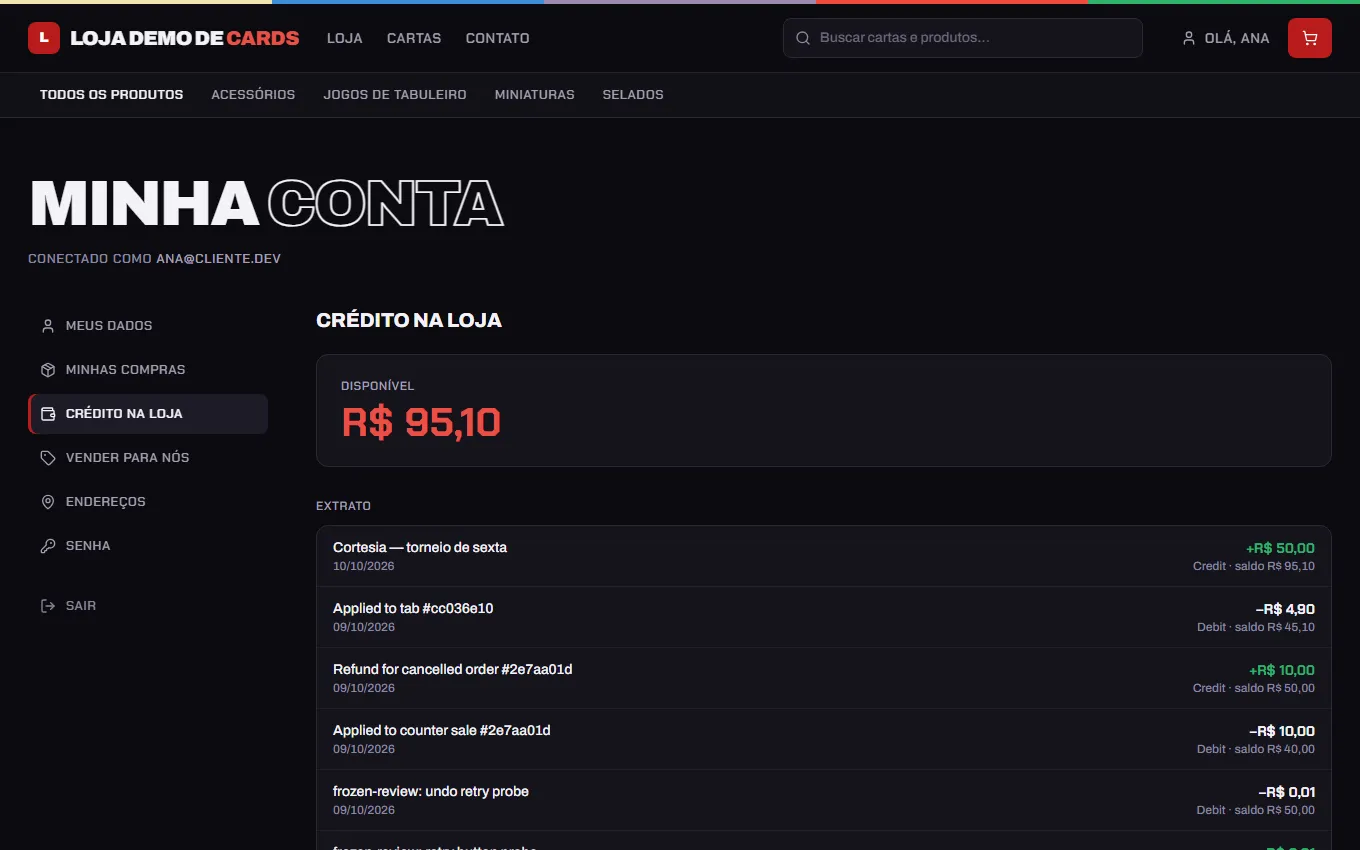 Área do cliente na loja demo mostrando o saldo de crédito na loja e o extrato